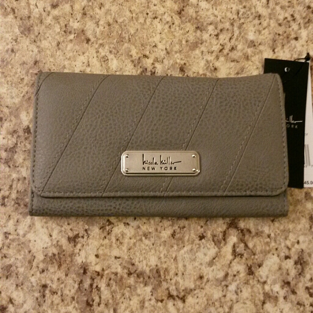 Nicole miller wallet